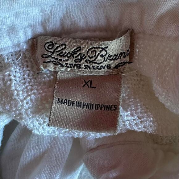 Juniors Tops Size Large White Tank Casual Cottage Classic - Picture 7 of 8